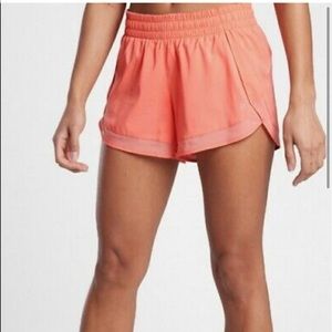 Athleta Mesh Racer Run Short 4”